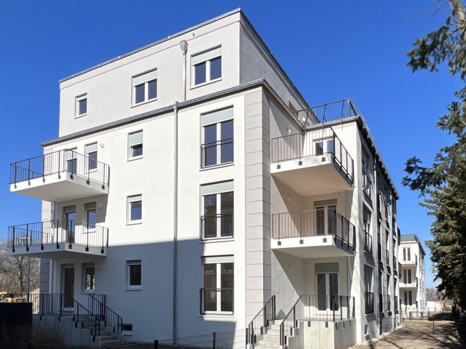 Hausansicht Gartenseite Etagenwohnung Zossen