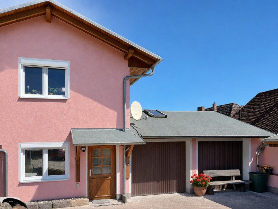 Eingang Studio 1 + Garagen Ferienhaus Malchow