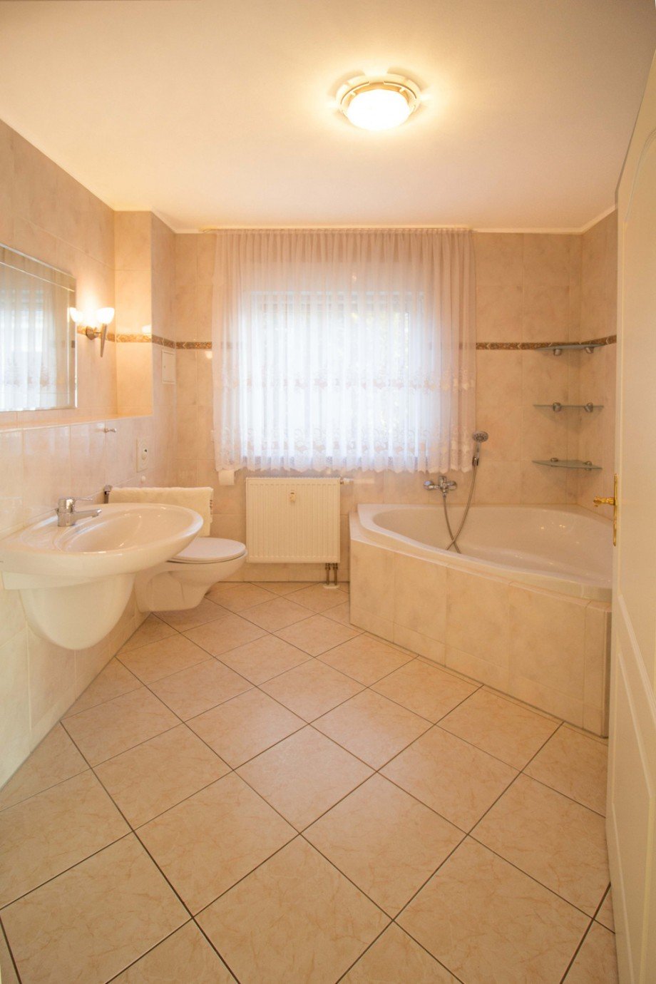 mit Dusche & Wanne Etagenwohnung Mahlow