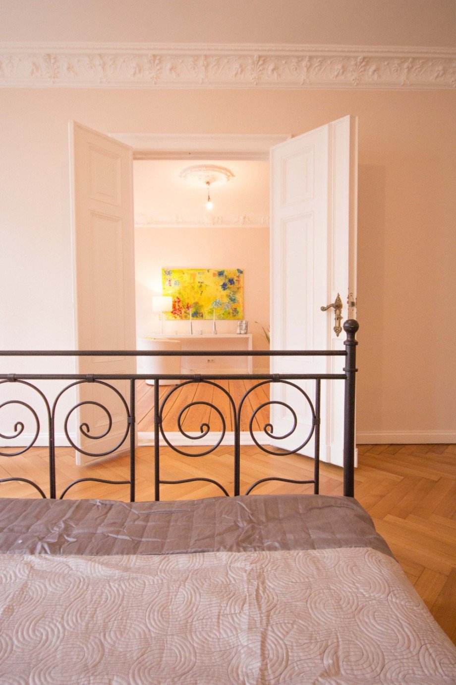 Blick Richtung Wohnzimmer Etagenwohnung Berlin Sch�neberg