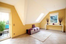 Obergeschoss Schlafzimmer 2 RESERVIERT ! Sch�ner Wohnen im modernen Landhaus **Provisionsfrei**