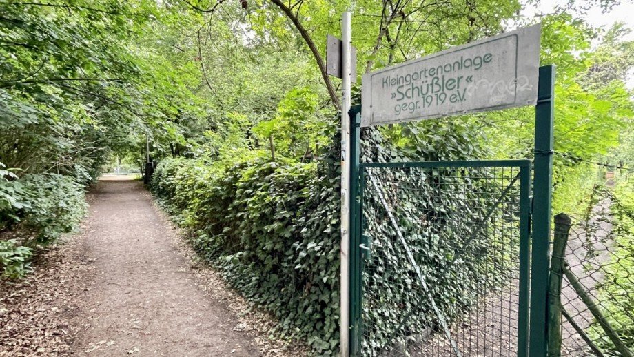 in der Nachbarschaft der Kleingartenanlage Freizeitgrundst�ck Berlin / Niedersch�nhausen