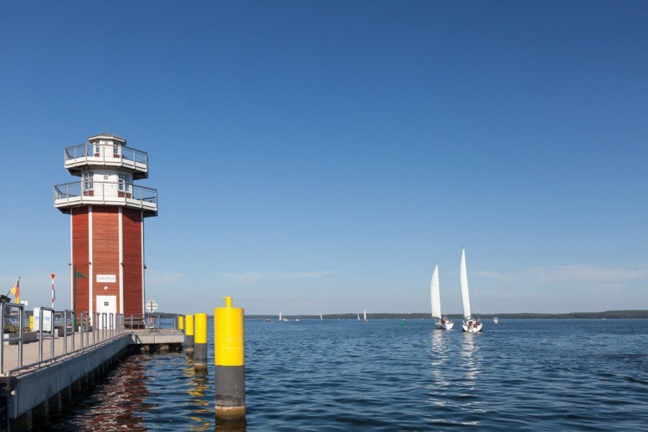 Leuchtturm-13 Minuten Fu�weg Stadthaus Plau am See