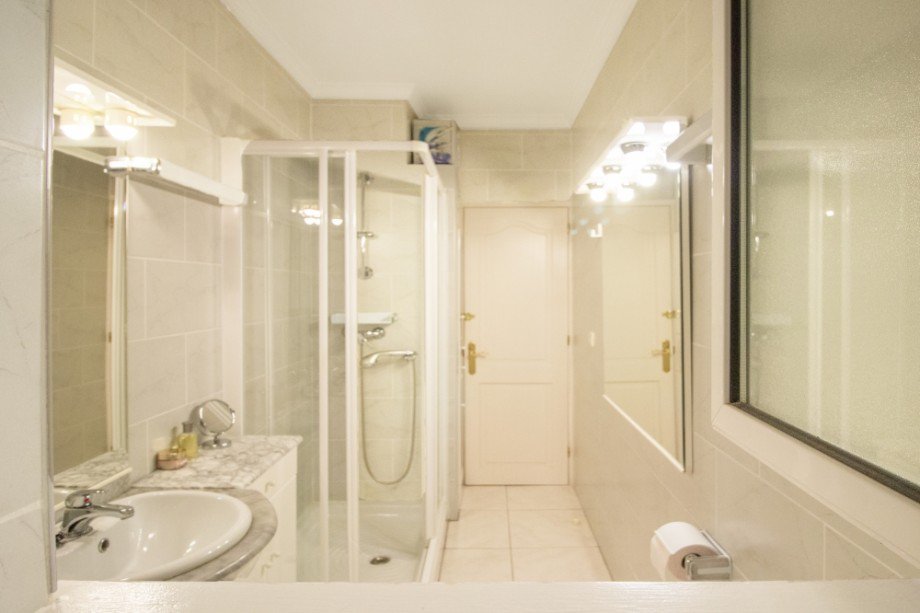 Badezimmer Etagenwohnung Denia