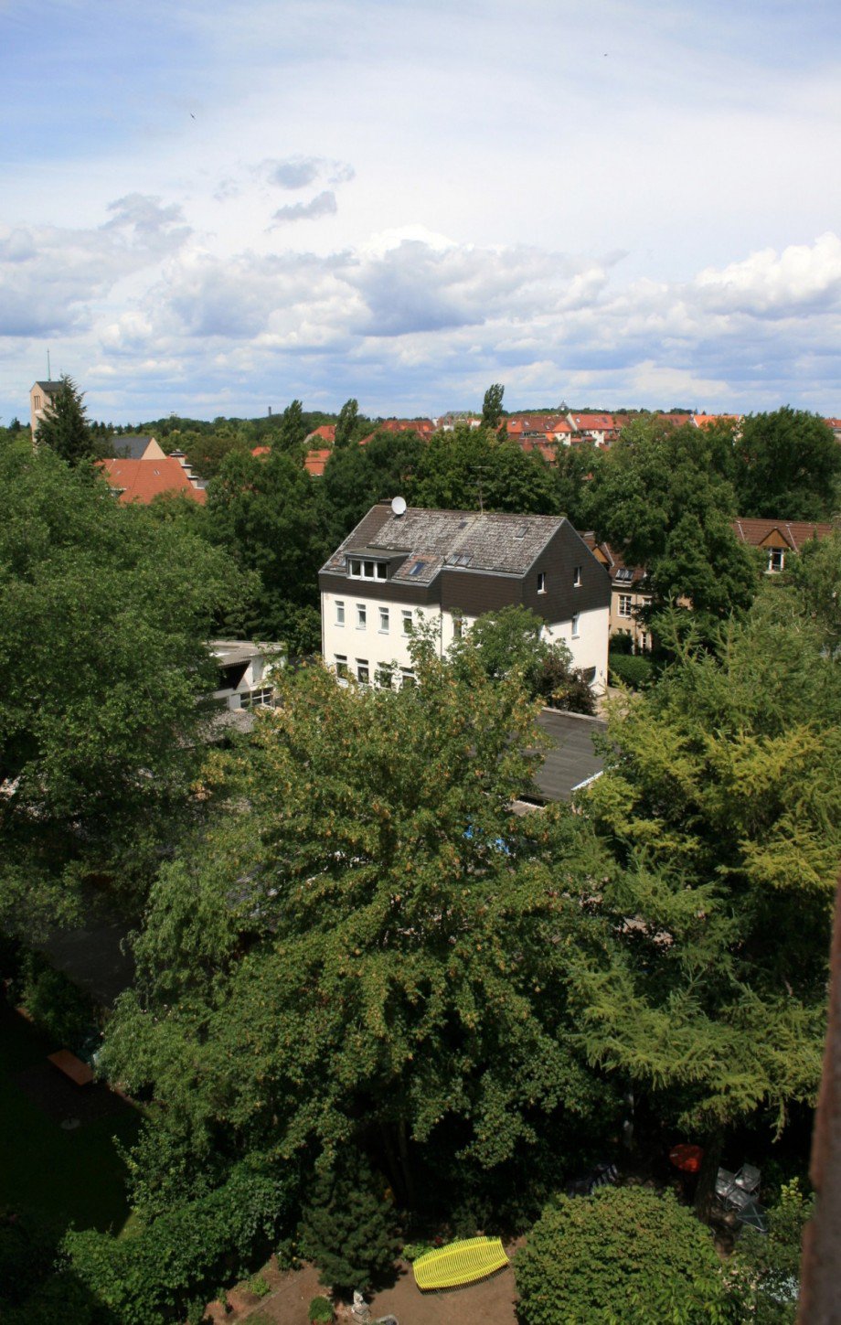 Blick aus dem Badezimmer.jpg Dachgeschosswohnung Berlin Steglitz