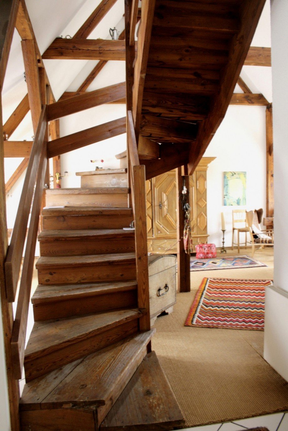 Holztreppe.jpg Dachgeschosswohnung Berlin Steglitz
