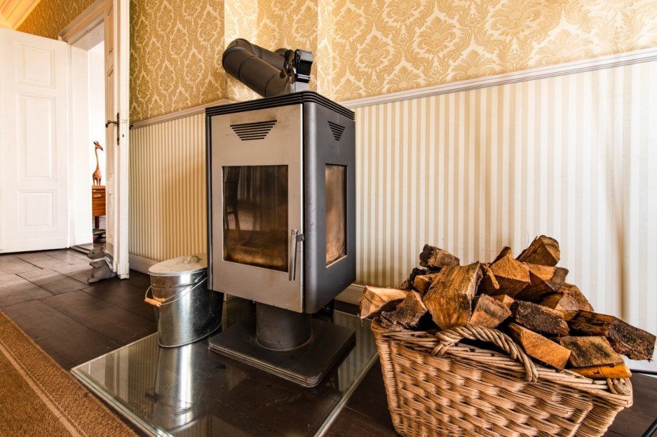 2x Kaminofen f�r gem�tliche Winterabende Etagenwohnung F�rstenwalde/Spree