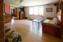 Wohnzimmer Wohnen 1 Geh�ft nahe M�ritz mit 2 Wohnh�usern ** viel Nebengelass ** gro�e Scheune ** Wohn-/Nutzfl�che 680 m�