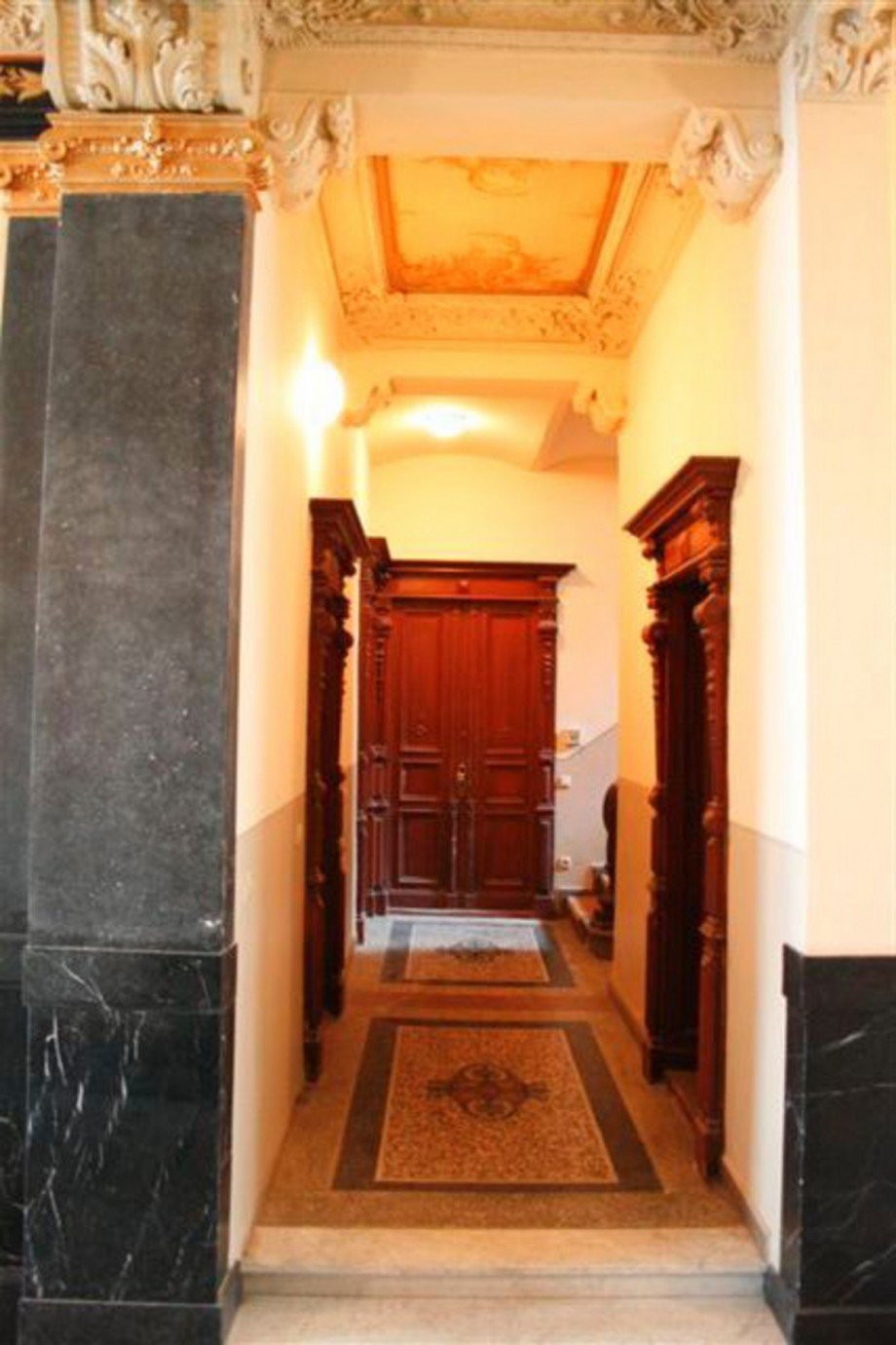 Hausflur.jpg Erdgeschosswohnung Berlin Sch�neberg