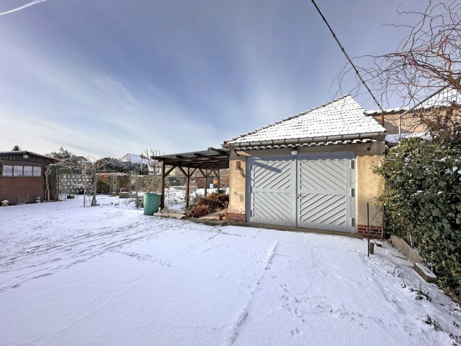 Nebengeb�ude / Garage Zweifamilienhaus F�rstenwalde