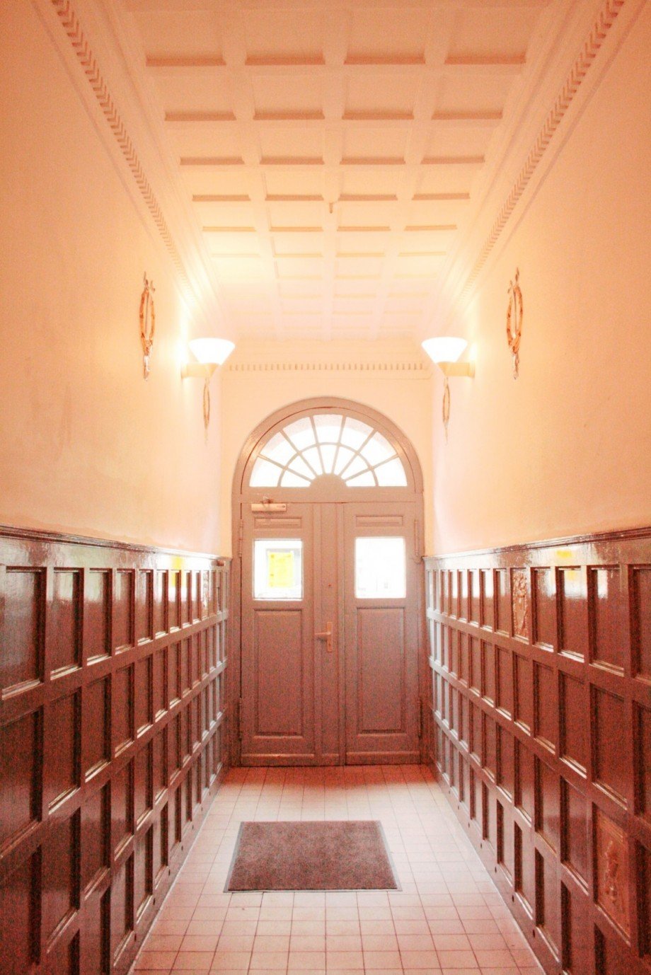Treppenhaus Erdgeschosswohnung Berlin Mitte