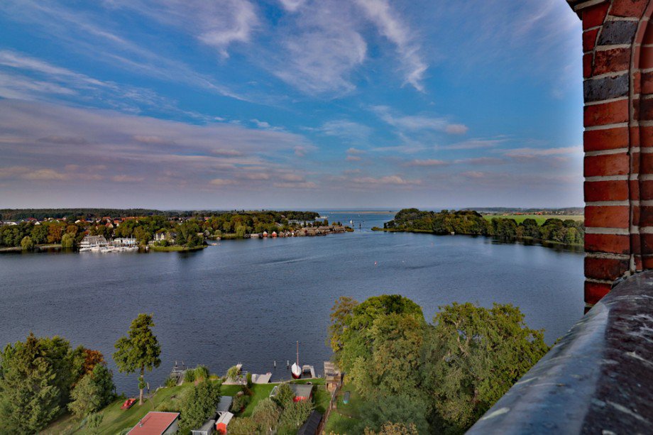 Ausblick St.-Marien-Kirche- 4 Minuten entfernt Mehrfamilienhaus R�bel/M�ritz