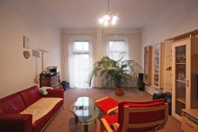 Wohnzimmer ***Solides Anlageobjekt***
Vermietete 2-Zimmer-Wohnung unweit vom Tegeler See!