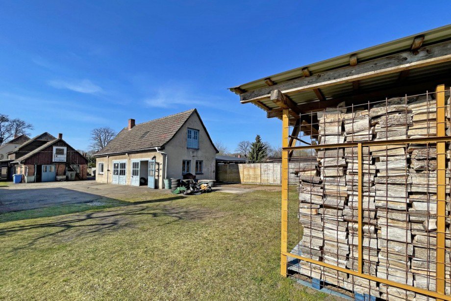 Grundst�ck & Nebengeb�ude Einfamilienhaus Dobbertin