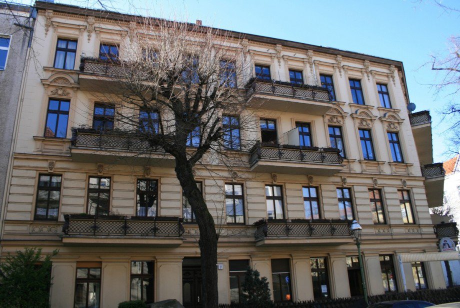 Eckaltbau.jpg Erdgeschosswohnung Berlin Mitte