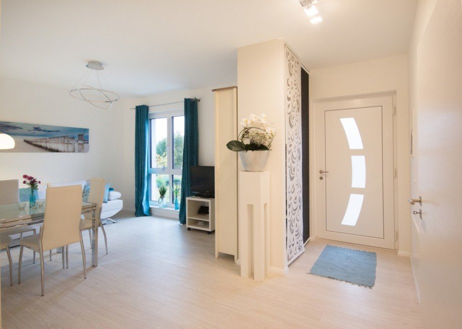 hell & modern Etagenwohnung Sch�nefeld