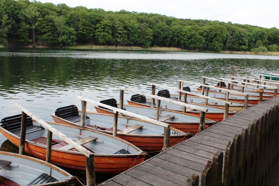 Ruderboote See.JPG Etagenwohnung Berlin Zehlendorf