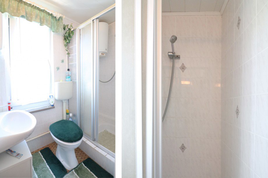 Duschad Ferienhaus F�nfseen / Petersdorf