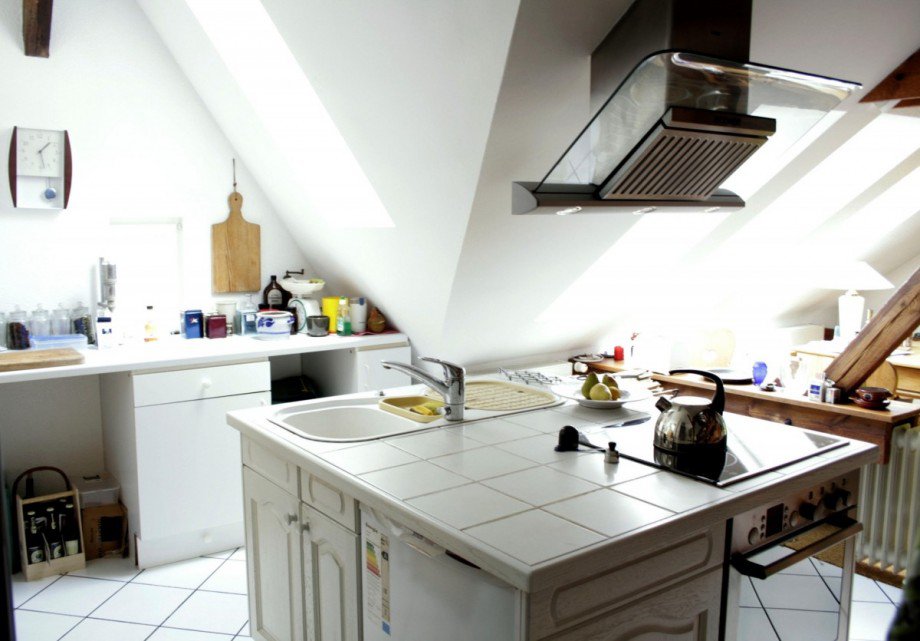 K�che.jpg Dachgeschosswohnung Berlin Steglitz