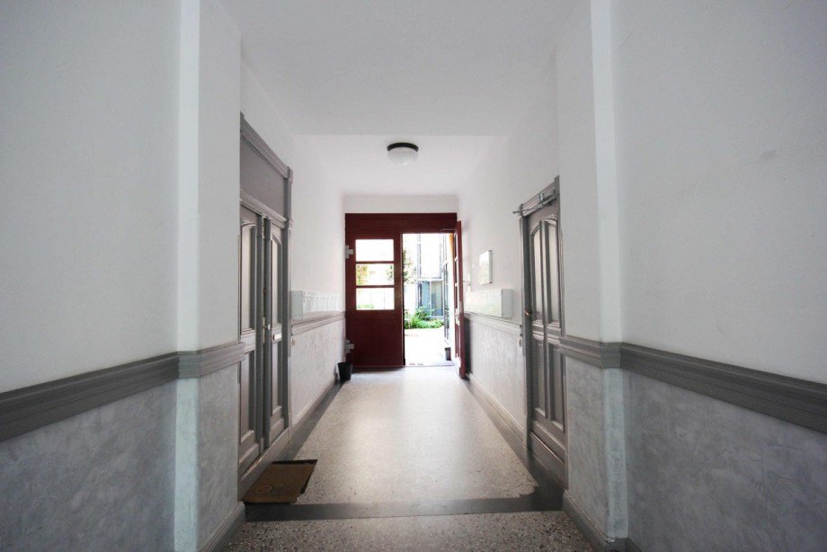 Hofdurchgang B�rofl�che Berlin Sch�neberg