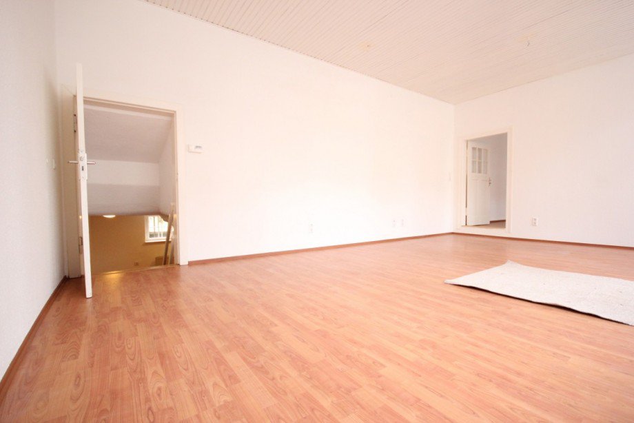 Laden mit Zugang Untergeschoss Praxis Berlin Lichtenrade