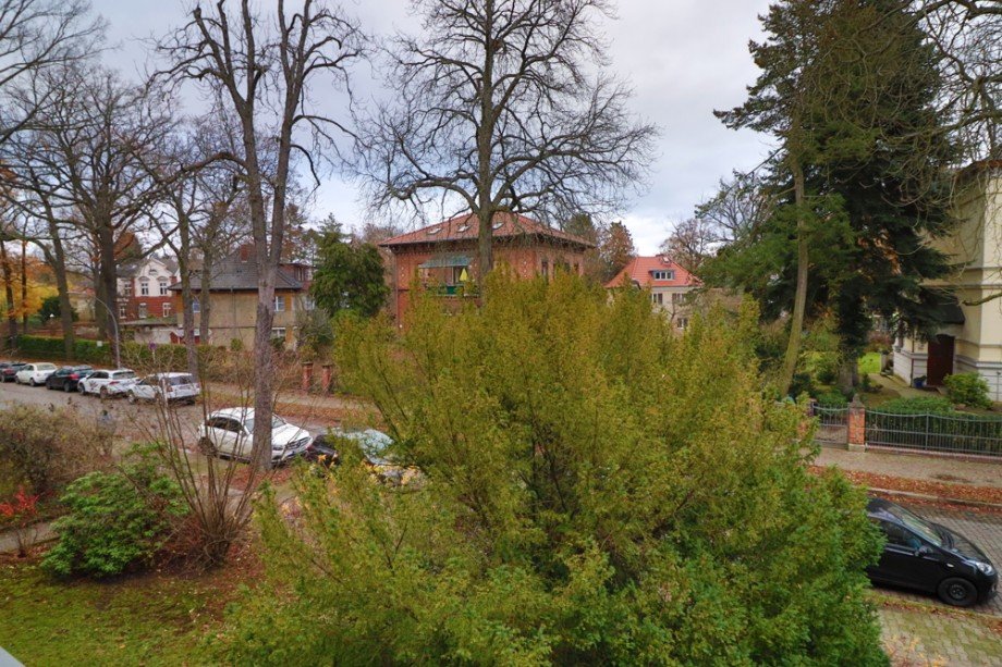 Ausblick Stra�enseite Etagenwohnung Berlin