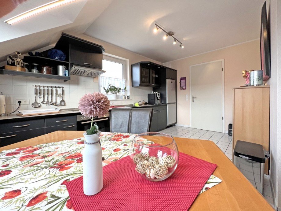 Essplatz Dachgeschosswohnung Gro�ziethen