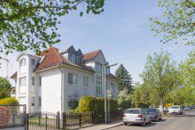 Stadtvilla Sommeransicht Sch�ne 3-Zimmerwohnung mit Balkon in ruhiger Wohnanlage !