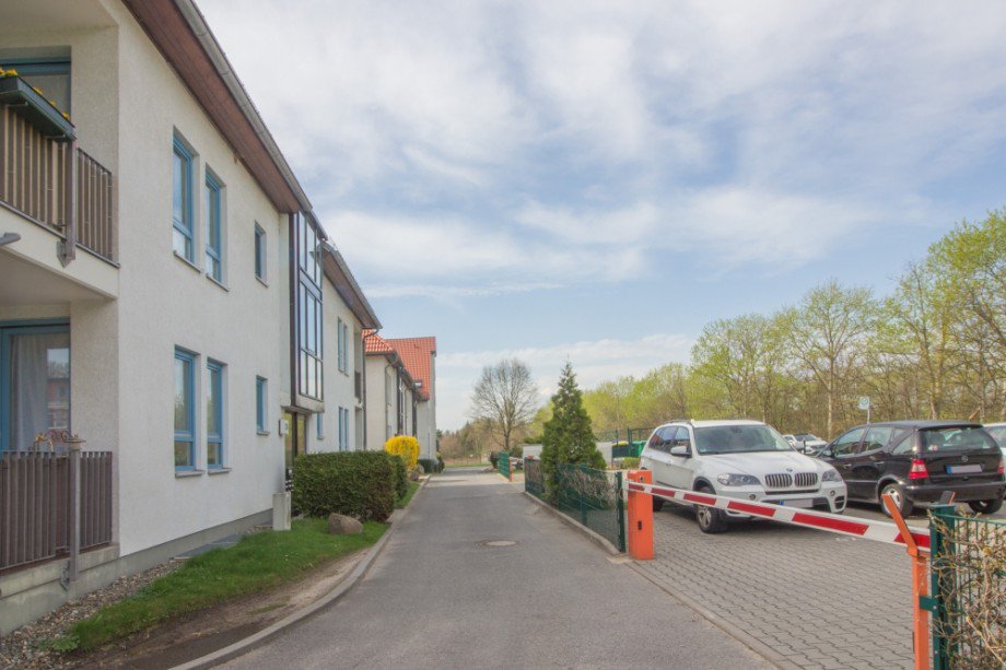 Einfahrt Stellplatz Erdgeschosswohnung Gro�beeren