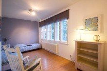 Schlafzimmer 3 Landhaus mit viel Platz auf 3 Etagen **8 Zimmer + 2 Hobbyr�ume** gro�er Garten in S�dlage!!