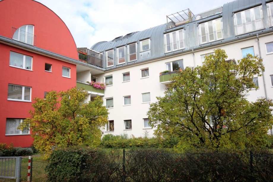 Detail Sommeransicht Etagenwohnung Berlin Lichterfelde