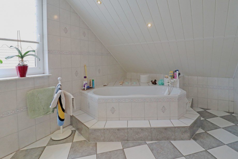 Wannenbad Einfamilienhaus Milower Land / M�thlitz