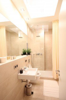 Bad 1 Traumhaftes Penthouse in Toplage Berlin-Mitte **Dachterrasse**Klimaanlage**exklusive Ausstattung**