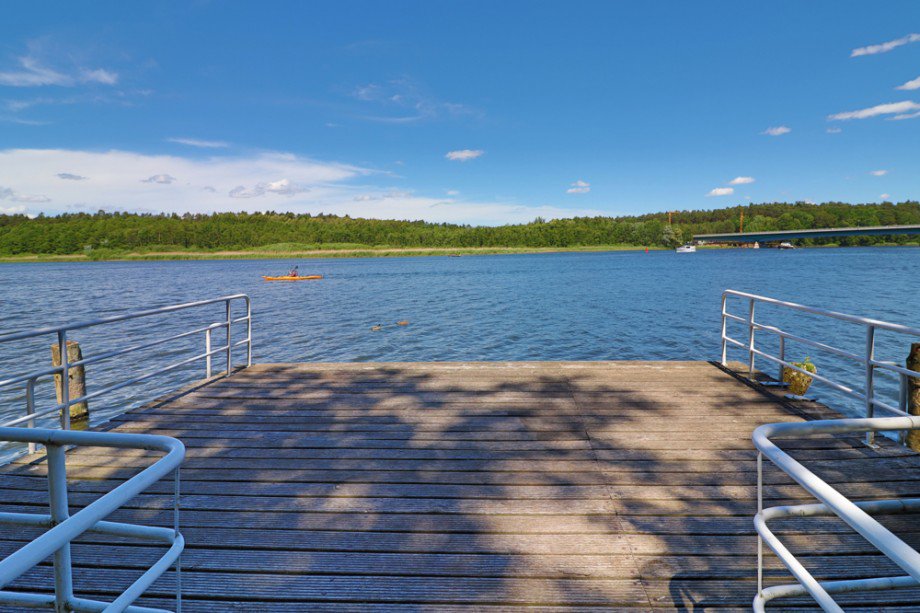 9 Minuten Fu�weg zum Petersdorfer Weg Ferienhaus F�nfseen / Petersdorf