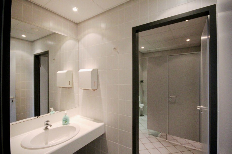 Vorraum WC B�rofl�che Berlin