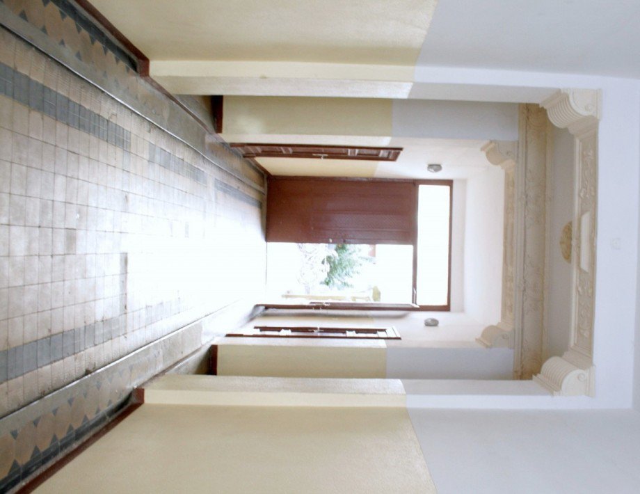 Durchgang zum Gartenhaus.JPG Etagenwohnung Berlin Moabit