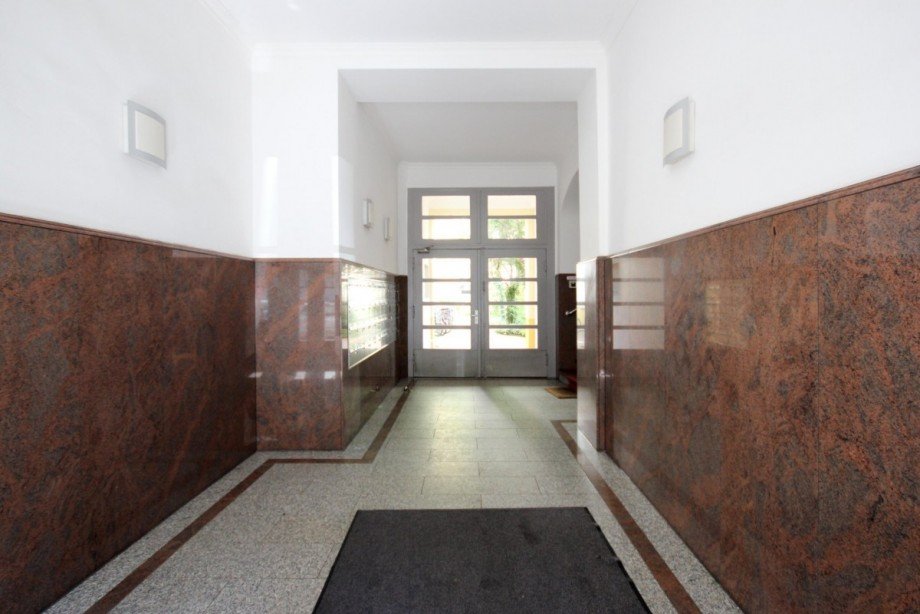 Zugang Hofgarten Erdgeschosswohnung Berlin