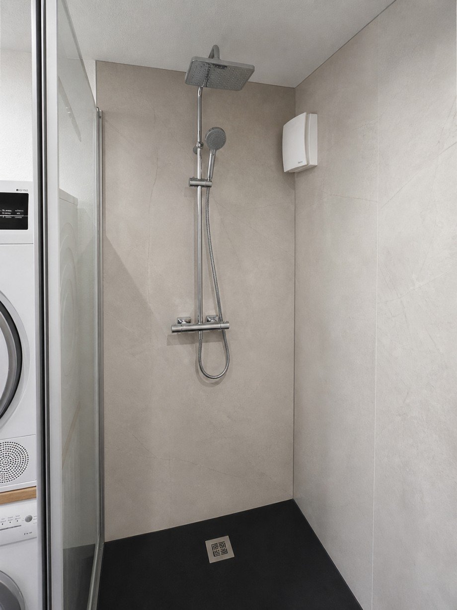 gro�z�gige Dusche Ferienhaus Malchow