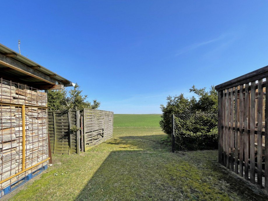 angrenzende Felder Einfamilienhaus Dobbertin