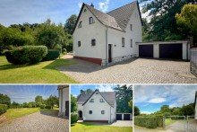 Hofseite mit Garagen Landhaus-Lust im historischen Ambiente: Ein Juwel der verzaubert!
