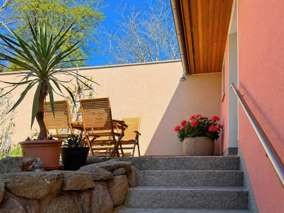Eingang Studio 2 & Terrasse Ferienhaus Malchow