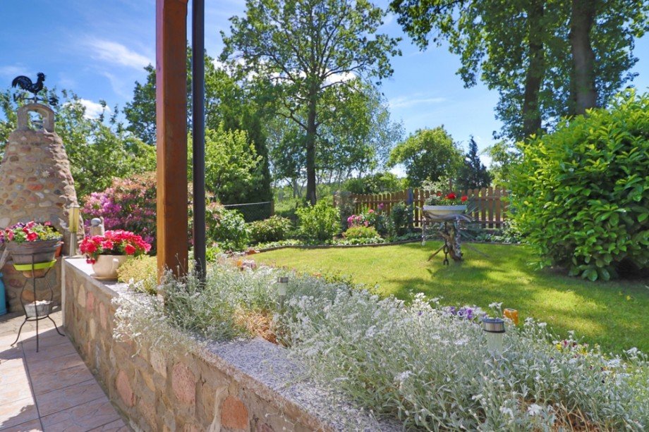 Gartenoase zum Verlieben Ferienhaus F�nfseen / Petersdorf