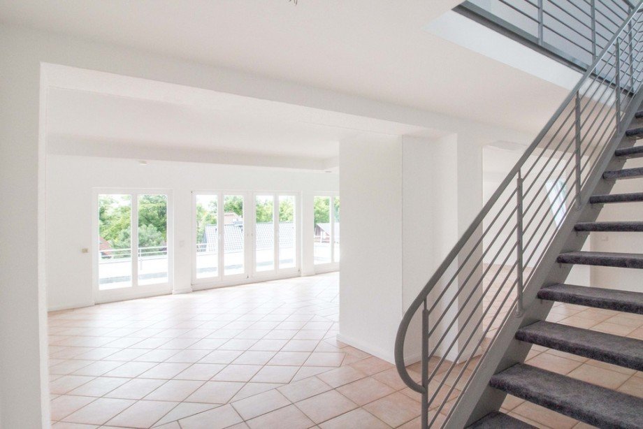 Treppe zur Galerie Maisonettewohnung Berlin