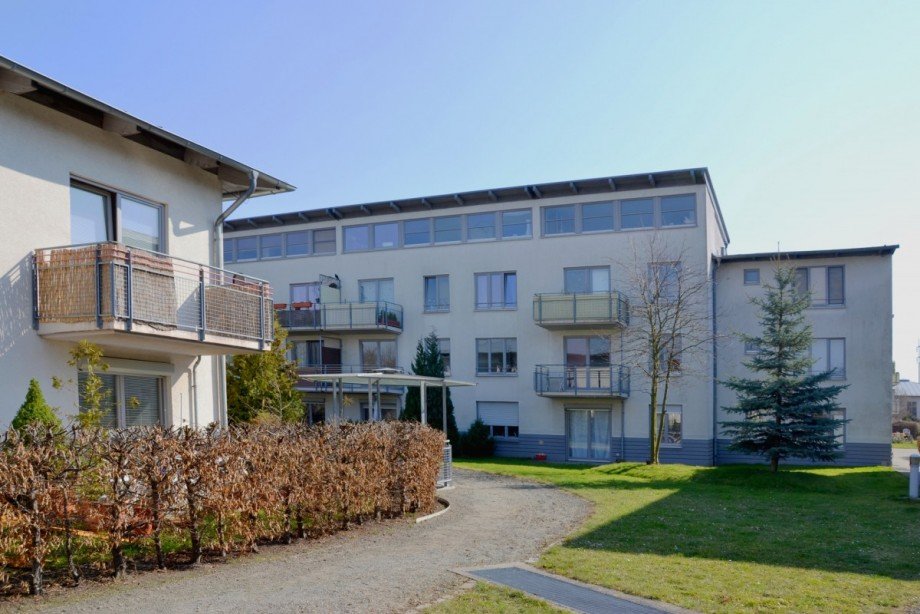 Au�enansicht Etagenwohnung Sch�nefeld