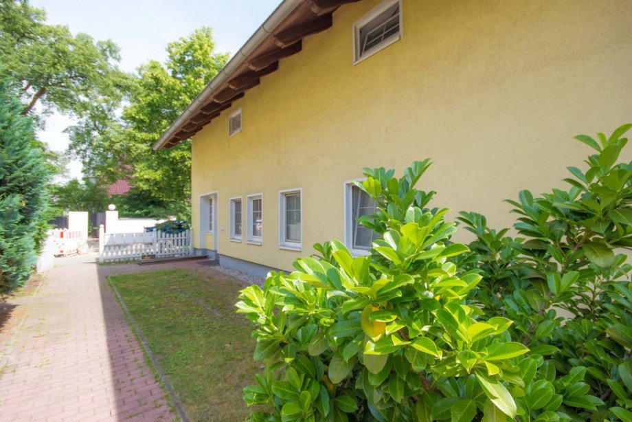 gepflegte Au�enanlagen Mehrfamilienhaus Dallgow-D�beritz