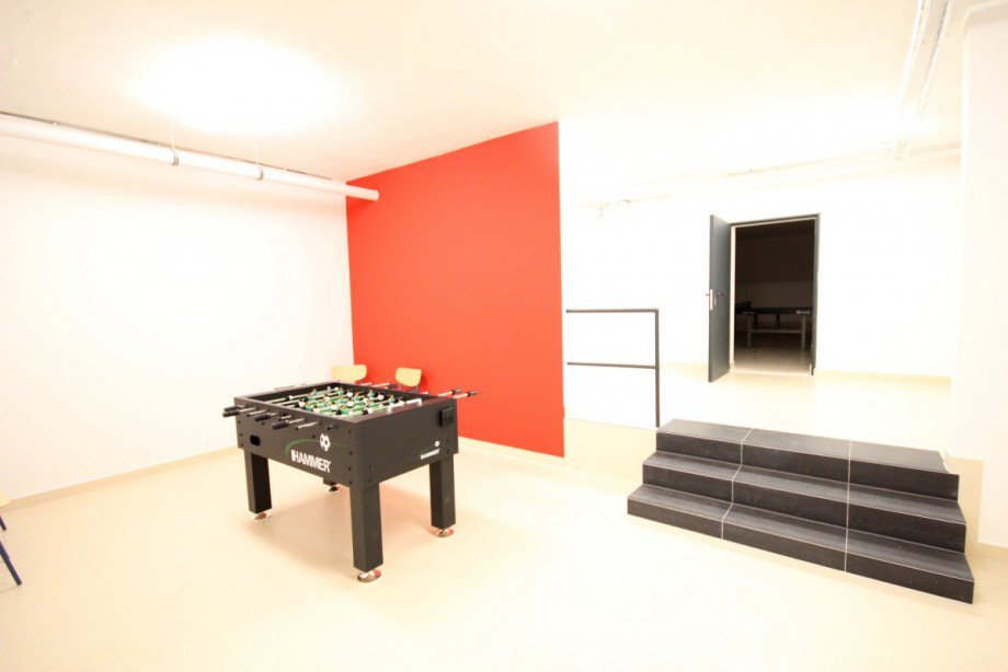 Darfs ne Runde Kicker sein? Etagenwohnung Berlin Lichterfelde