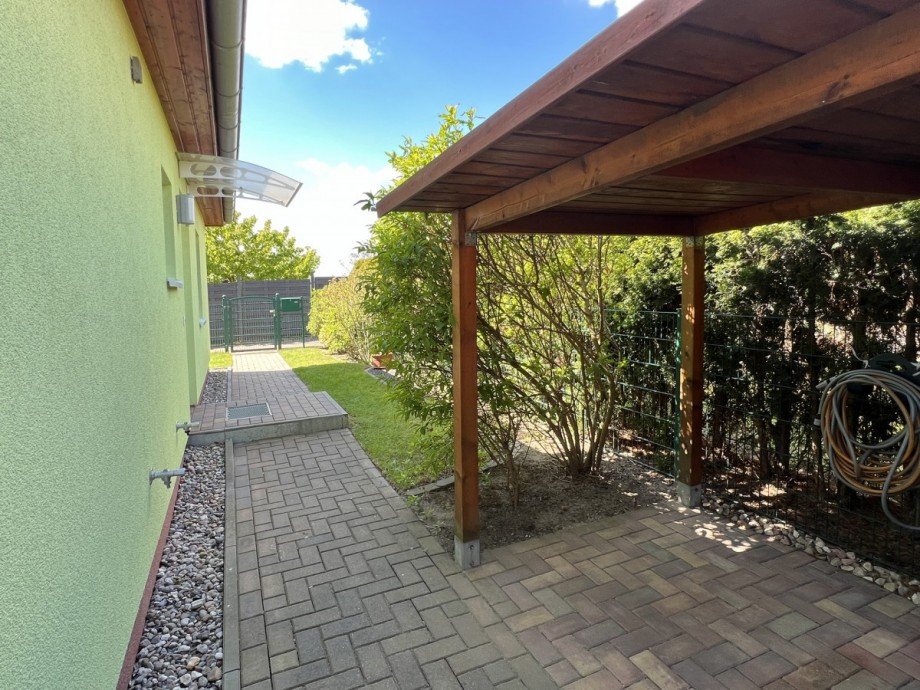 Au�enansicht Hauseingang Einfamilienhaus Sch�nefeld