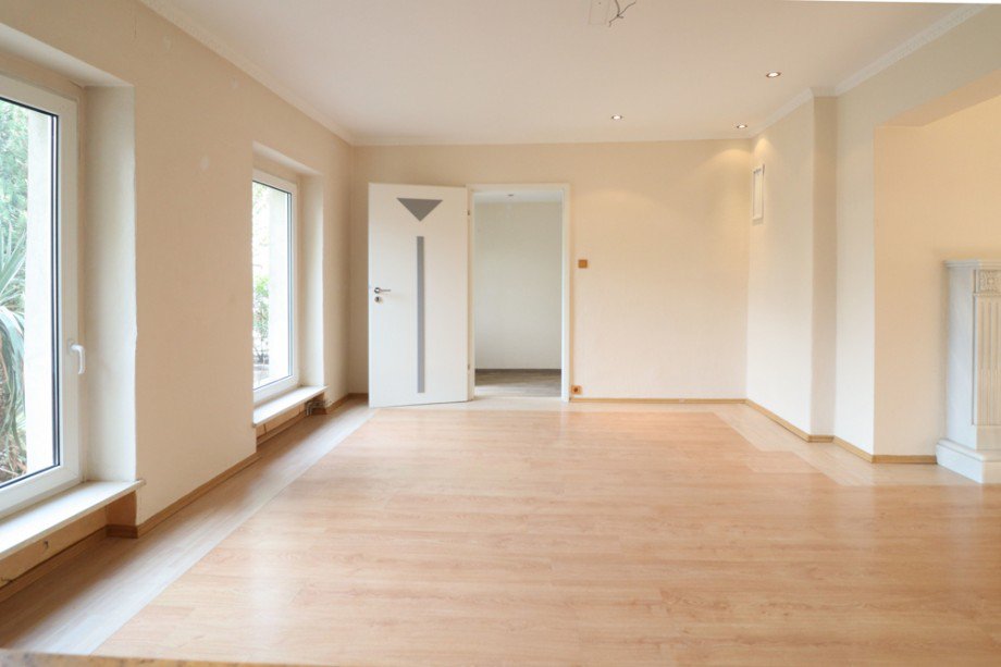 gro�z�gige Aufteilung Erdgeschosswohnung Sch�nefeld