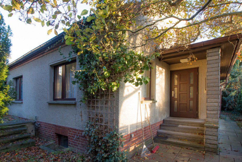 Einfamilienhaus an der Stadtgrenze Berlin Einfamilienhaus Sch�nefeld