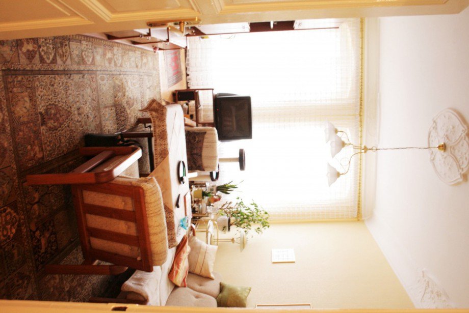 Wohnzimmer.JPG Etagenwohnung Berlin Wedding